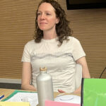 Patty as VP Membership of Speakers Express Böblingen counts the time at one of our meeting.